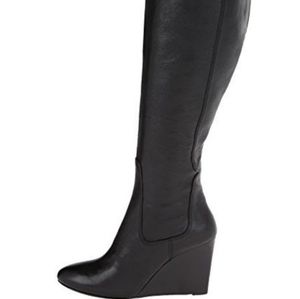 Nine West black leather wedge heartset boot size 7 M
